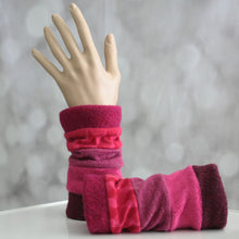 Lade das Bild in den Galerie-Viewer, Pulswärmer Pink Fuchsia - Pulswärmer