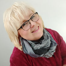 Lade das Bild in den Galerie-Viewer, Loop ’Dunkelgrau’ - Loop