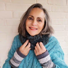 Lade das Bild in den Galerie-Viewer, Kuschelloop grau Webpelz - Kuschelloop