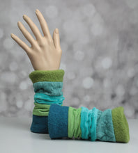 Lade das Bild in den Galerie-Viewer, Pulswärmer Grün Petrol - Pulswärmer