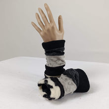 Lade das Bild in den Galerie-Viewer, Pulswärmer Sterne - Wieder da!
