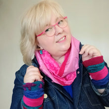 Lade das Bild in den Galerie-Viewer, nanice Pulswaermer turkispink
